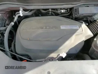 ✅ 2017 Honda Ridgeline RTL-T • VIN: 5FPYK2F60HB005899 • Lot: 68328395. Listed on Copart with 123,435 mi. Free auction sales archive from the USA and detailed vehicle history report at DreamBid. Image 13.