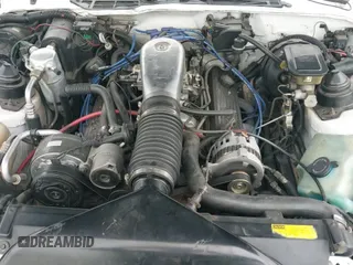 ✅ 1989 Chevrolet Camaro • VIN: 1G1FP21E8KL161587 • Lot: 42204266. Wystawiony na IAAI z przebiegiem 83 207 mil. Bezpłatny archiwum sprzedaży aukcyjnych z USA i szczegółowy raport historii pojazdu na DreamBid. Zdjęcie 19.