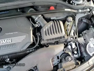 ✅ 2024 BMW 2 Series 228i • VIN: WBA53AK02R7R29690 • Lot: 91769875. Wystawiony na Copart z przebiegiem 6 834 mil. Bezpłatny archiwum sprzedaży aukcyjnych z USA i szczegółowy raport historii pojazdu na DreamBid. Zdjęcie 14.