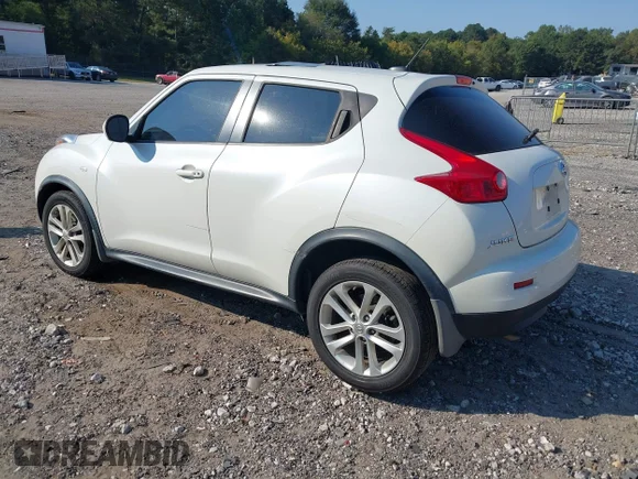 ✅ 2013 Nissan Juke S • VIN: JN8AF5MR7DT200164 • Lot: 43225807. Wystawiony na IAAI z przebiegiem 146 771 mil. Bezpłatny archiwum sprzedaży aukcyjnych z USA i szczegółowy raport historii pojazdu na DreamBid. Zdjęcie 3.