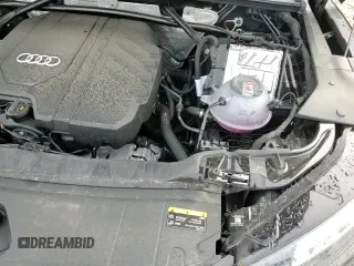 ✅ 2025 Audi Q5 S line Premium Plus • VIN: WA1EAAFY4S2055039 • Lot: 82081475. Wystawiony na Copart z przebiegiem 8 147 mil. Bezpłatny archiwum sprzedaży aukcyjnych z USA i szczegółowy raport historii pojazdu na DreamBid. Zdjęcie 14.