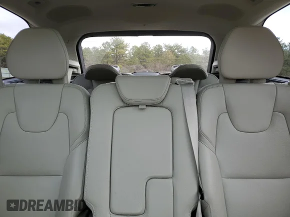 ✅ 2021 Volvo XC90 Momentum • VIN: YV4A22PK4M1687126 • Lot: 44033083. Wystawiony na Copart z przebiegiem 33 932 mil. Bezpłatny archiwum sprzedaży aukcyjnych z USA i szczegółowy raport historii pojazdu na DreamBid. Zdjęcie 10.