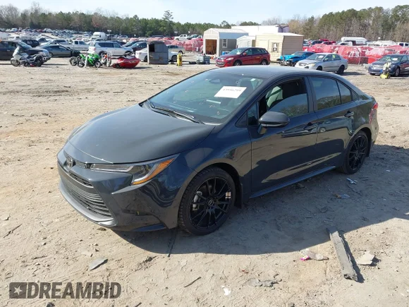 ✅ 2025 Toyota Corolla LE • VIN: 5YFB4MDE3SP353593 • Lot: 43956299. Wystawiony na IAAI z przebiegiem 180 000 mil. Bezpłatny archiwum sprzedaży aukcyjnych z USA i szczegółowy raport historii pojazdu na DreamBid. Zdjęcie 2.
