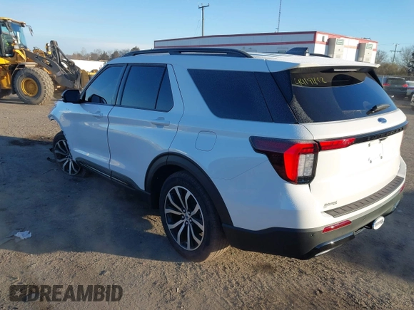 ✅ 2025 Ford Explorer ST-Line • VIN: 1FMUK8KH1SGC79235 • Lot: 44191612. Wystawiony na IAAI z przebiegiem 1 083 mil. Bezpłatny archiwum sprzedaży aukcyjnych z USA i szczegółowy raport historii pojazdu na DreamBid. Zdjęcie 3.