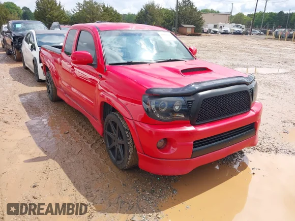 ✅ 2005 Toyota Tacoma X-Runner • VIN: 5TETU22N85Z142352 • Lot: 42018148. Wystawiony na IAAI z przebiegiem 334 320 mil. Bezpłatny archiwum sprzedaży aukcyjnych z USA i szczegółowy raport historii pojazdu na DreamBid. Zdjęcie 1.