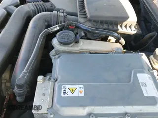 ✅ 2015 Ford Fusion Titanium Hybrid • VIN: 3FA6P0RU4FR292892 • Лот: 43271541. Опубликован ранее на IAAI с пробегом 260 001 миль. Бесплатный доступ к архиву аукционных продаж из США и подробный отчёт об истории автомобиля на DreamBid. Изображение 18.