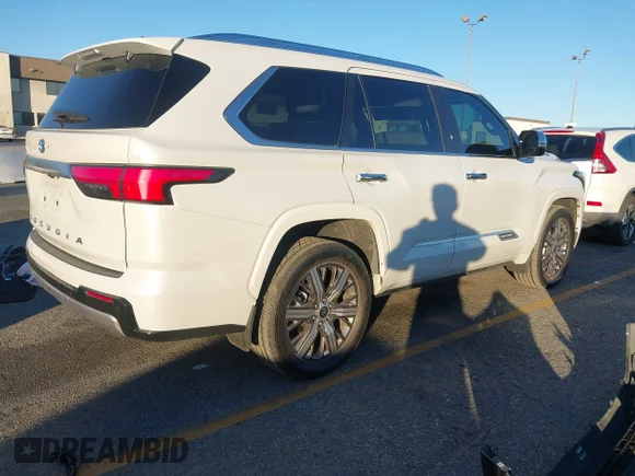 ✅ 2023 Toyota Sequoia TRD Pro • VIN: 7SVAAABA3PX008713 • Lot: 44030365. Wystawiony na IAAI z przebiegiem 48 979 mil. Bezpłatny archiwum sprzedaży aukcyjnych z USA i szczegółowy raport historii pojazdu na DreamBid. Zdjęcie 4.