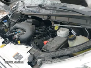 ✅ 2019 Ford Transit Passenger XL • VIN: 1FBZX2YM8KKA48539 • Лот: 41391558. Опубликован ранее на IAAI с пробегом 91 777 миль. Бесплатный доступ к архиву аукционных продаж из США и подробный отчёт об истории автомобиля на DreamBid. Изображение 19.