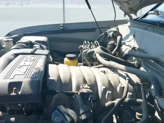 ✅ 2004 Toyota Sequoia Limited • VIN: 5TDBT48A84S224253 • Lot: 43336942. Listed on IAAI with 248,657 mi. Free auction sales archive from the USA and detailed vehicle history report at DreamBid. Image 12.