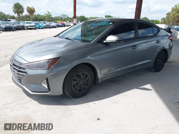 ✅ 2019 Hyundai Elantra SE • VIN: KMHD74LFXKU777443 • Lot: 45051911. Wystawiony na IAAI z przebiegiem 84 011 mil. Bezpłatny archiwum sprzedaży aukcyjnych z USA i szczegółowy raport historii pojazdu na DreamBid. Zdjęcie 2.