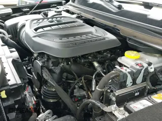 ✅ 2025 Jeep Wagoneer Series II • VIN: 1C4SJSBPXSS510455 • Lot: 42603545. Listed on IAAI with 8,132 mi. Free auction sales archive from the USA and detailed vehicle history report at DreamBid. Image 19.