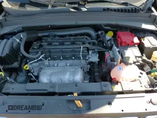 ✅ 2021 Jeep Renegade Latitude • VIN: ZACNJCBB3MPN29006 • Lot: 56982645. Wystawiony na Copart z przebiegiem 24 196 mil. Bezpłatny archiwum sprzedaży aukcyjnych z USA i szczegółowy raport historii pojazdu na DreamBid. Zdjęcie 13.