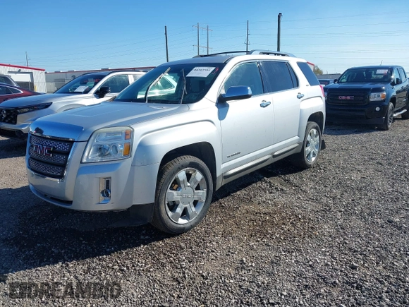 ✅ 2012 GMC Terrain SLT-2 • VIN: 2GKFLWE50C6221333 • Lot: 44303584. Wystawiony na IAAI z przebiegiem 175 655 mil. Bezpłatny archiwum sprzedaży aukcyjnych z USA i szczegółowy raport historii pojazdu na DreamBid. Zdjęcie 2.