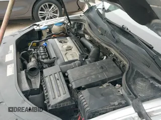 ✅ 2014 Volkswagen CC Sport • VIN: WVWBN7ANXEE501758 • Лот: 41443518. Опубликован ранее на IAAI с пробегом 193 259 миль. Бесплатный доступ к архиву аукционных продаж из США и подробный отчёт об истории автомобиля на DreamBid. Изображение 13.