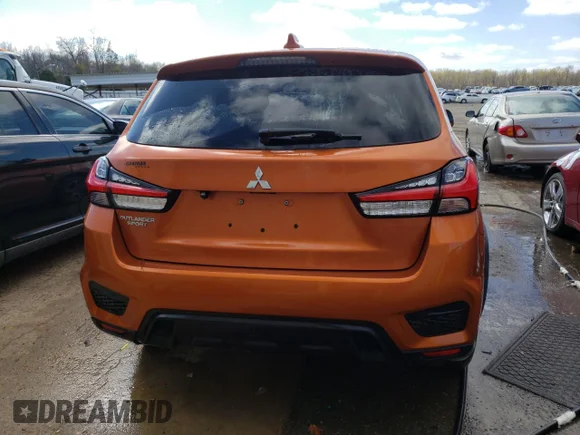 ✅ 2020 Mitsubishi Outlander ES • VIN: JA4AP3AU8LU016456 • Лот: 42600953. Опубликован ранее на Copart с пробегом Не указан. Бесплатный доступ к архиву аукционных продаж из США и подробный отчёт об истории автомобиля на DreamBid. Изображение 6.