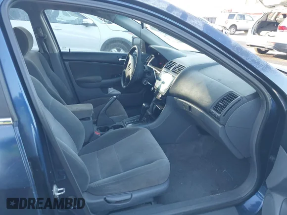 ✅ 2004 Honda Accord LX • VIN: 1HGCM56344A058257 • Lot: 44900814. Wystawiony na IAAI z przebiegiem 263 942 mil. Bezpłatny archiwum sprzedaży aukcyjnych z USA i szczegółowy raport historii pojazdu na DreamBid. Zdjęcie 5.