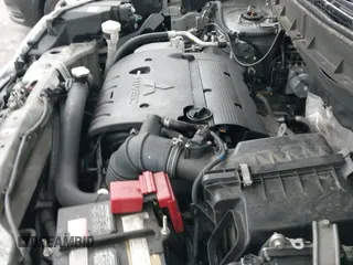 ✅ 2021 Mitsubishi Outlander SE • VIN: JA4APVAU8MU019547 • Lot: 42358196. Listed on IAAI with 77,384 mi. Free auction sales archive from the USA and detailed vehicle history report at DreamBid. Image 20.