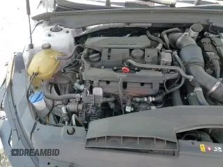 ✅ 2021 Kia K5 LXS • VIN: 5XXG14J27MG048232 • Lot: 63799505. Listed on Copart with 70,083 mi. Free auction sales archive from the USA and detailed vehicle history report at DreamBid. Image 14.