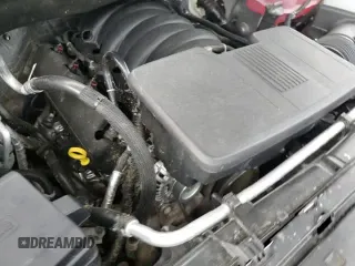 ✅ 2025 GMC Yukon • VIN: 1GKS2ERL7SR224799 • Lot: 71848535. Listed on Copart with 3,678 mi. Free auction sales archive from the USA and detailed vehicle history report at DreamBid. Image 15.