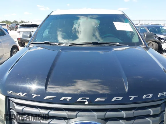 ✅ 2017 Ford Police Interceptor Utility • VIN: 1FM5K8AT2HGB82807 • Лот: 43261147. Опубликован ранее на IAAI с пробегом 115 169 миль. Бесплатный доступ к архиву аукционных продаж из США и подробный отчёт об истории автомобиля на DreamBid. Изображение 6.