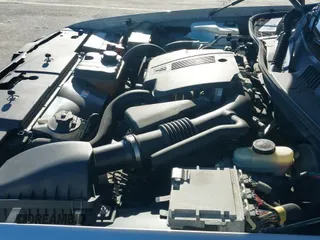 ✅ 2005 Lincoln Town Car Signature Limited • VIN: 1LNHM82W05Y655898 • Lot: 43767644. Wystawiony na IAAI z przebiegiem 89 918 mil. Bezpłatny archiwum sprzedaży aukcyjnych z USA i szczegółowy raport historii pojazdu na DreamBid. Zdjęcie 14.