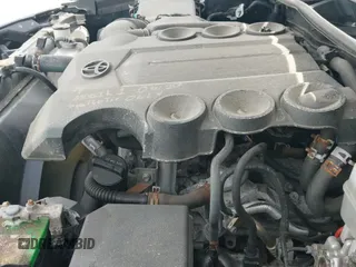 ✅ 2016 Toyota 4Runner Limited • VIN: JTEBU5JR5G5300133 • Lot: 42497394. Wystawiony na IAAI z przebiegiem 141 305 mil. Bezpłatny archiwum sprzedaży aukcyjnych z USA i szczegółowy raport historii pojazdu na DreamBid. Zdjęcie 19.