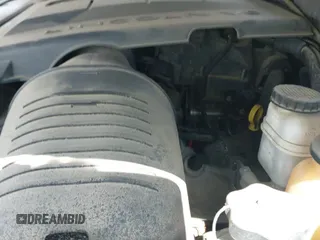 ✅ 2006 Lincoln Navigator Luxury • VIN: 5LMFU27546LJ29094 • Lot: 43326690. Wystawiony na IAAI z przebiegiem Nie podano. Bezpłatny archiwum sprzedaży aukcyjnych z USA i szczegółowy raport historii pojazdu na DreamBid. Zdjęcie 12.