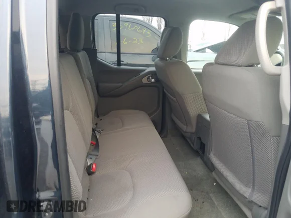 ✅ 2015 Nissan Frontier Pro-4X • VIN: 1N6AD0EV8FN742135 • Lot: 35915993. Wystawiony na Copart z przebiegiem 97 899 mil. Bezpłatny archiwum sprzedaży aukcyjnych z USA i szczegółowy raport historii pojazdu na DreamBid. Zdjęcie 10.