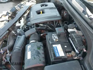 ✅ 2017 Hyundai Elantra Value Edition • VIN: 5NPD84LF6HH083806 • Lot: 43549295. Listed on IAAI with 109,962 mi. Free auction sales archive from the USA and detailed vehicle history report at DreamBid. Image 19.