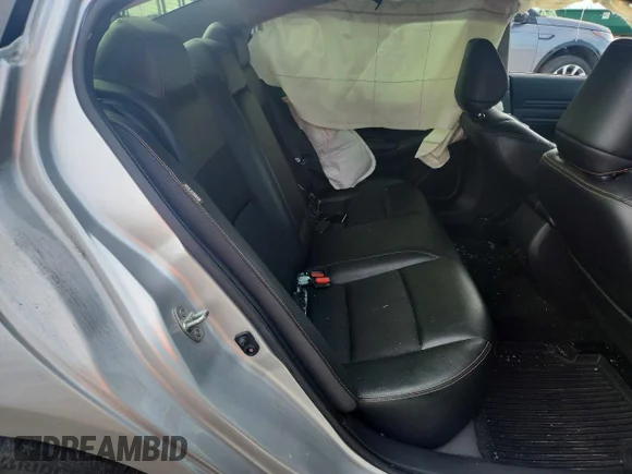 ✅ 2019 Nissan Altima SR • VIN: 1N4BL4CV1KC213982 • Лот: 54838946. Опубліковано раніше на Copart з пробігом 98 782 миль. Безкоштовний доступ до архіву аукціонних продажів зі США та докладний звіт про історію автомобіля на DreamBid. Зображення 10.
