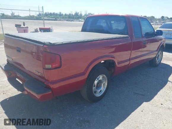 ✅ 2000 GMC Sonoma SLS • VIN: 1GTCS1952YK258239 • Лот: 41789965. Опубліковано раніше на IAAI з пробігом 151 639 миль. Безкоштовний доступ до архіву аукціонних продажів зі США та докладний звіт про історію автомобіля на DreamBid. Зображення 4.