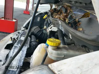 ✅ 2016 Ram ProMaster Cargo • VIN: 3C6TRVAG7GE104991 • Lot: 43319160. Wystawiony na IAAI z przebiegiem 332 448 mil. Bezpłatny archiwum sprzedaży aukcyjnych z USA i szczegółowy raport historii pojazdu na DreamBid. Zdjęcie 18.