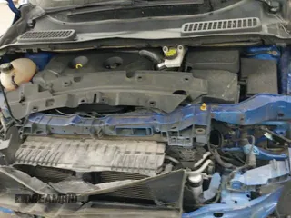 ✅ 2019 Ford Escape Titanium • VIN: 1FMCU9J93KUA16820 • Lot: 43506252. Wystawiony na IAAI z przebiegiem 68 916 mil. Bezpłatny archiwum sprzedaży aukcyjnych z USA i szczegółowy raport historii pojazdu na DreamBid. Zdjęcie 20.