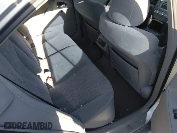 ✅ 2011 Toyota Camry SE • VIN: 4T1BF3EK2BU620858 • Lot: 44920307. Wystawiony na IAAI z przebiegiem 158 027 mil. Bezpłatny archiwum sprzedaży aukcyjnych z USA i szczegółowy raport historii pojazdu na DreamBid. Zdjęcie 8.