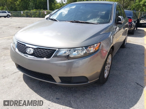✅ 2012 Kia Forte EX • VIN: KNAFU4A22C5511655 • Lot: 45217075. Wystawiony na IAAI z przebiegiem 211 726 mil. Bezpłatny archiwum sprzedaży aukcyjnych z USA i szczegółowy raport historii pojazdu na DreamBid. Zdjęcie 6.