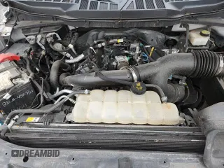 ✅ 2021 Ford F-150 XL • VIN: 1FTEW1EP9MFA20119 • Lot: 90523855. Wystawiony na Copart z przebiegiem 91 581 mil. Bezpłatny archiwum sprzedaży aukcyjnych z USA i szczegółowy raport historii pojazdu na DreamBid. Zdjęcie 14.