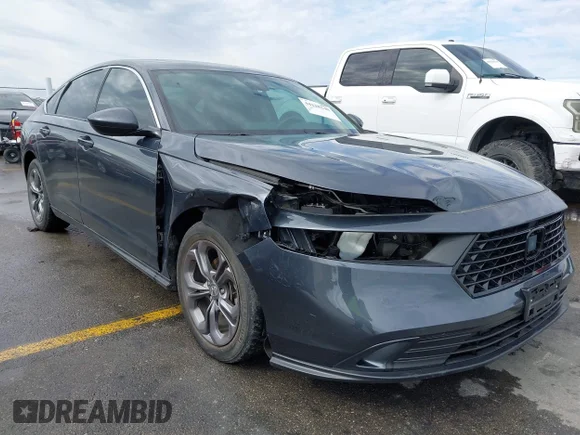 ✅ 2023 Honda Accord EX • VIN: 1HGCY1F39PA044226 • Lot: 44128140. Wystawiony na IAAI z przebiegiem 41 844 mil. Bezpłatny archiwum sprzedaży aukcyjnych z USA i szczegółowy raport historii pojazdu na DreamBid. Zdjęcie 6.