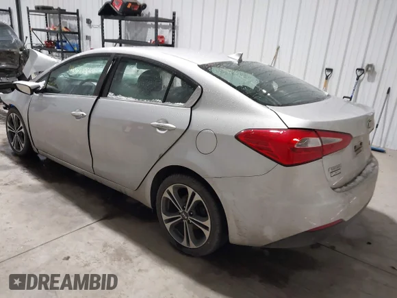 ✅ 2016 Kia Forte EX • VIN: KNAFZ4A88G5522512 • Lot: 44034885. Listed on IAAI with 160,000 mi. Free auction sales archive from the USA and detailed vehicle history report at DreamBid. Image 3.