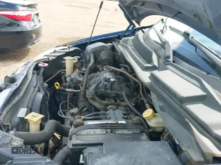 ✅ 2010 Dodge Grand Caravan SXT • VIN: 2D4RN5D15AR121707 • Lot: 43207793. Wystawiony na IAAI z przebiegiem 126 006 mil. Bezpłatny archiwum sprzedaży aukcyjnych z USA i szczegółowy raport historii pojazdu na DreamBid. Zdjęcie 19.