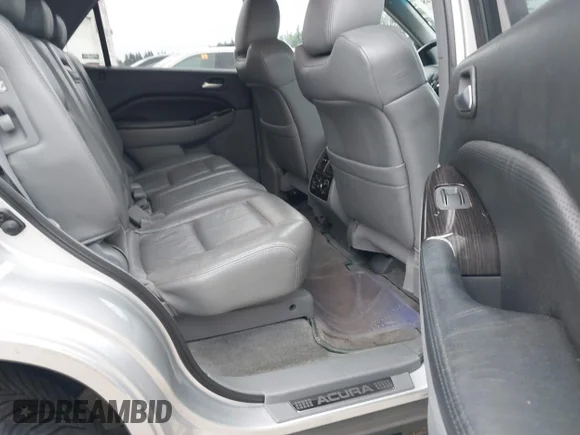 ✅ 2006 Acura MDX Touring • VIN: 2HNYD18856H507286 • Lot: 44162948. Wystawiony na IAAI z przebiegiem 239 693 mil. Bezpłatny archiwum sprzedaży aukcyjnych z USA i szczegółowy raport historii pojazdu na DreamBid. Zdjęcie 8.