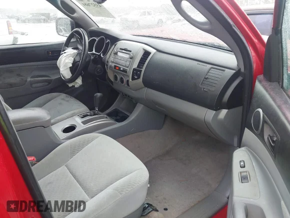 ✅ 2010 Toyota Tacoma • VIN: 5TEUU4EN6AZ737111 • Lot: 43527684. Wystawiony na IAAI z przebiegiem 287 331 mil. Bezpłatny archiwum sprzedaży aukcyjnych z USA i szczegółowy raport historii pojazdu na DreamBid. Zdjęcie 5.
