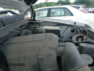 ✅ 2011 Chevrolet Silverado 1500 LS • VIN: 1GCRKREAXBZ428213 • Lot: 42732486. Wystawiony na IAAI z przebiegiem 222 132 mil mil. Skorzystaj z bezpłatnego archiwum sprzedaży aukcyjnych z USA i zobacz szczegółowy raport historii pojazdu na DreamBid. Zdjęcie 19.