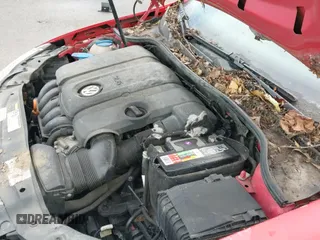 ✅ 2013 Volkswagen Golf • VIN: WVWDB7AJ5DW126823 • Lot: 43121314. Wystawiony na IAAI z przebiegiem 179 090 mil. Bezpłatny archiwum sprzedaży aukcyjnych z USA i szczegółowy raport historii pojazdu na DreamBid. Zdjęcie 12.