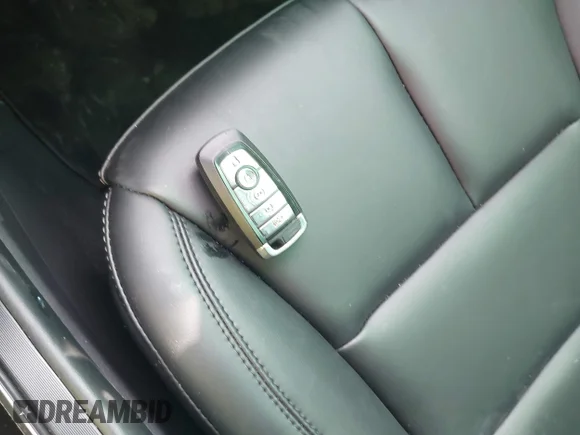 ✅ 2025 Lincoln Corsair Premiere • VIN: 5LMCJ1DA0SUL24587 • Lot: 44719228. Wystawiony na IAAI z przebiegiem 3 mil. Bezpłatny archiwum sprzedaży aukcyjnych z USA i szczegółowy raport historii pojazdu na DreamBid. Zdjęcie 11.
