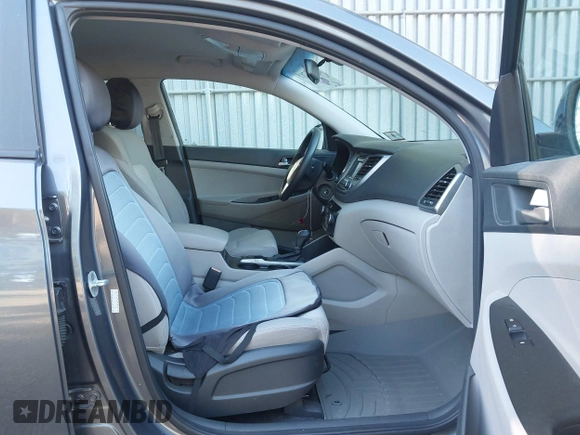 ✅ 2016 Hyundai Tucson SE • VIN: KM8J33A42GU116264 • Лот: 45292711. Опубликован ранее на IAAI с пробегом 131 768 миль. Бесплатный доступ к архиву аукционных продаж из США и подробный отчёт об истории автомобиля на DreamBid. Изображение 5.