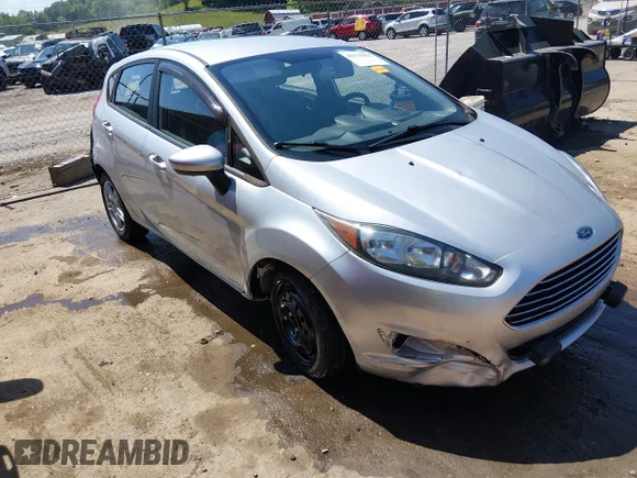 ✅ 2017 Ford Fiesta SE • VIN: 3FADP4EJ3HM155890 • Лот: 45154505. Опубліковано раніше на IAAI з пробігом 86 883 миль. Безкоштовний доступ до архіву аукціонних продажів зі США та докладний звіт про історію автомобіля на DreamBid. Зображення 1.