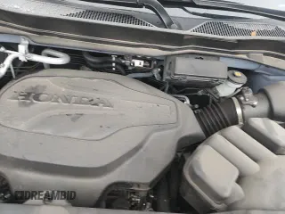 ✅ 2024 Honda Passport Black Edition • VIN: 5FNYF8H89RB021812 • Lot: 93319315. Wystawiony na Copart z przebiegiem 16 222 mil. Bezpłatny archiwum sprzedaży aukcyjnych z USA i szczegółowy raport historii pojazdu na DreamBid. Zdjęcie 15.