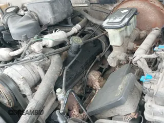 1998 Chevrolet Silverado 2500 с VIN 1GCGK29R3WE240161, выставлен на аукционе IAAI как лот 41756717 с пробегом 302 739 миль миль и . История ставок и продаж доступна на DreamBid. Изображение 12.