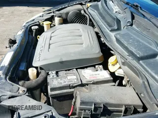 ✅ 2014 Chrysler Town & Country Touring • VIN: 2C4RC1BG4ER423675 • Lot: 43691551. Listed on IAAI with 147,561 mi. Free auction sales archive from the USA and detailed vehicle history report at DreamBid. Image 20.