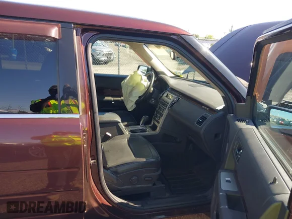 ✅ 2010 Ford Flex SEL • VIN: 2FMGK5CC4ABA91863 • Lot: 43218030. Wystawiony na IAAI z przebiegiem 74 920 mil. Bezpłatny archiwum sprzedaży aukcyjnych z USA i szczegółowy raport historii pojazdu na DreamBid. Zdjęcie 5.